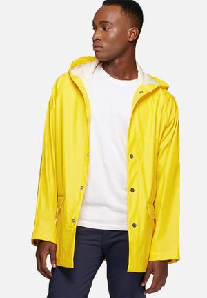 Distance rain jacket