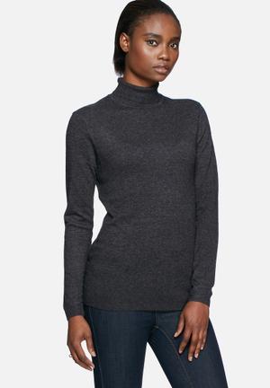 River roll neck knit