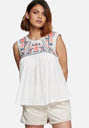 Larisa embroidered top