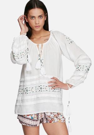 Boho embroidered top 