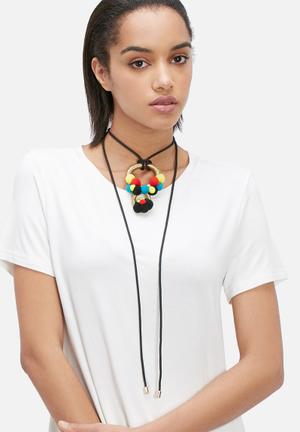 Wanderlust pom-pom necklace