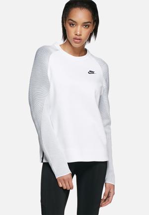 Tech fleece crew mix