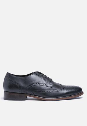 Tiven leather brogue