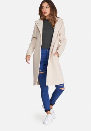 Belted stand up collar coat
