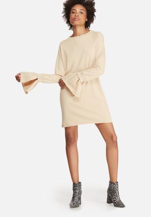 Rib detail flared cuff sweat dress