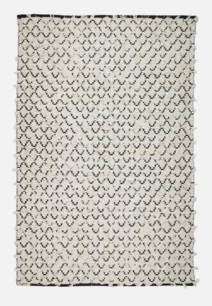 Knotted cotton area rug