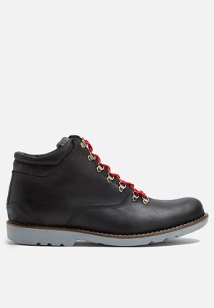 Tinashe leather boot