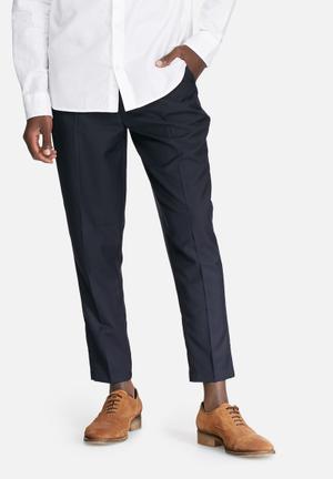 Joseph cropped chino