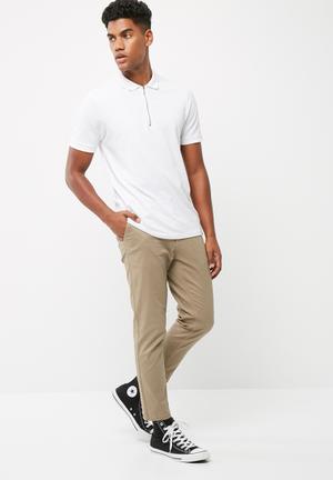Cropped slim fit chino