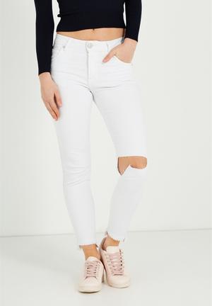 Mid rise grazer skinny jean