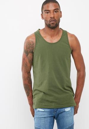 Plain tail hem vest