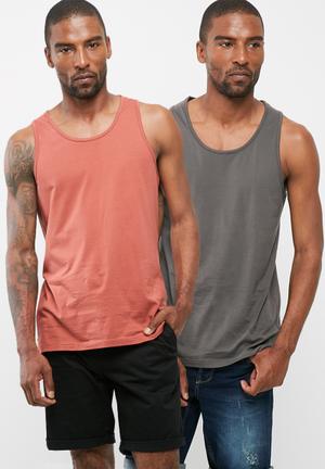 2pack tail hem vest