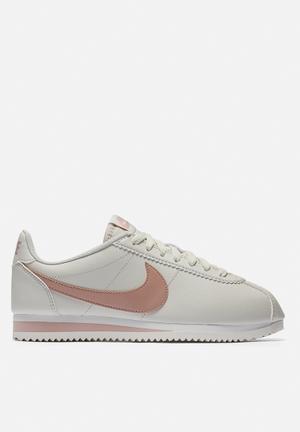 Classic Cortez