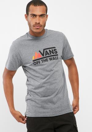 Peaks camp tee