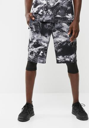 Evo shorts with tights