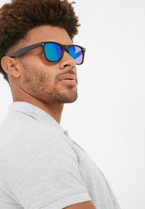 Retro 80's sunglasses