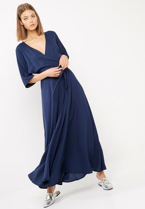 Kimono sleeve wrap maxi dress