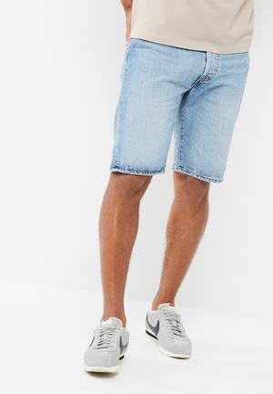 501 hemmed shorts