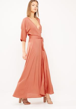 Kimono sleeve wrap maxi dress
