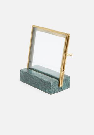 Scarlett photo frame