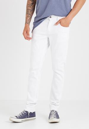 Slim leg jean