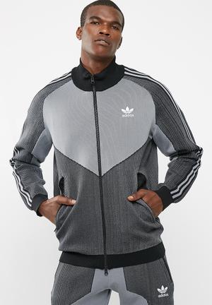Deerupt track top