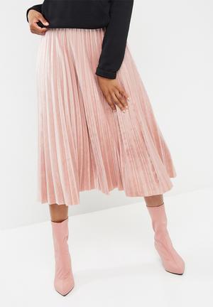 Velvet pleated midi skirt