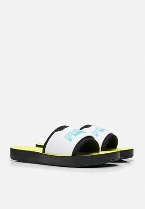 Fenty Surf Slide