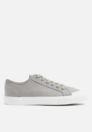 Canvas sneaker- grey