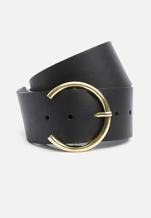 Leather waist belt with horse shoe buckle - black