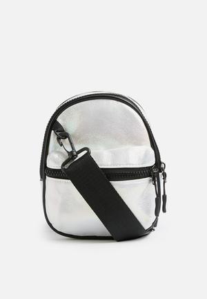 Asia flight bag - black & white