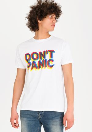 Don’t panic tee - white