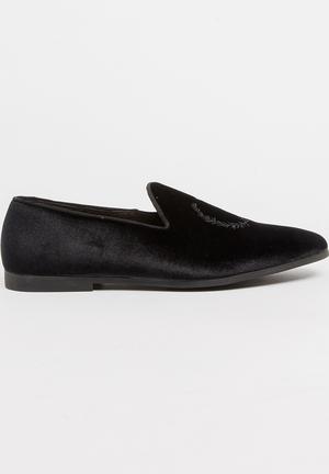 Paul Of London Velvet Slip On Shoes Black