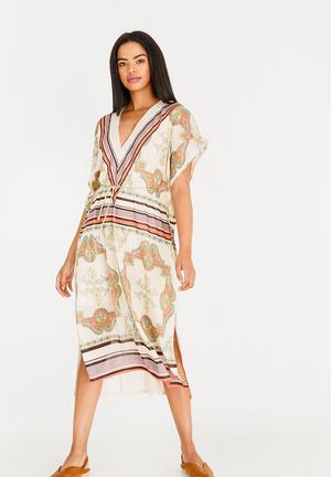 Deep V Stripe Border Kaftan Beige