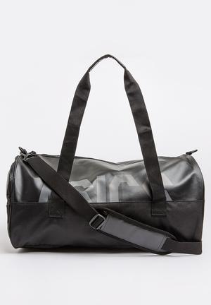 Core Holdall Duffle Bag Black