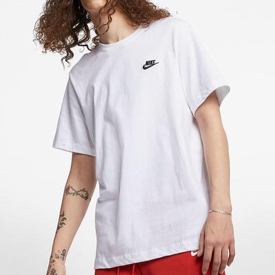 the nike tee white
