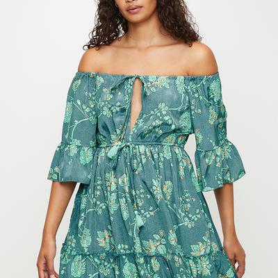 Off-Shoulder Dresses - Feminine Flirty Styles