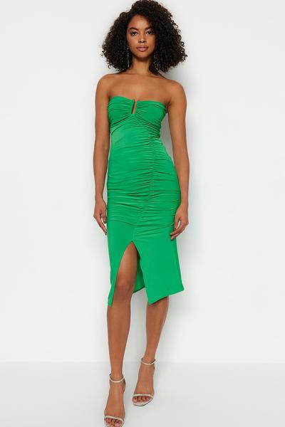 bottle green dress south africa The amazing allotment is that Ankara bolt can be cut into aloof any  appearance you can anticipate of. It can be beat anytime and anywhere. It  can alike be accumulated with any