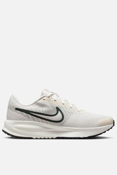 white nike air zoom pegasus