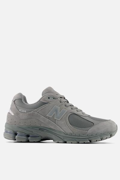New Balance 2002R - Classic Lifestyle Sneaker | SUPERBALIST