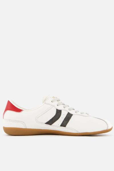 とむとむ① Tom Tom Sneakers - Sleek Everyday Shoes | SUPERBALIST