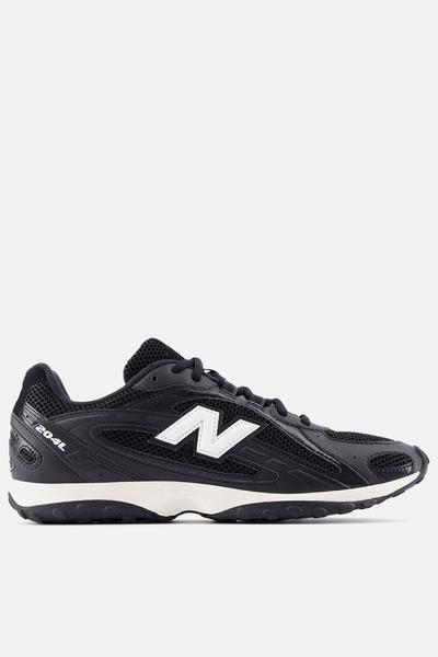 New Balance 2002R - Classic Lifestyle Sneaker | SUPERBALIST