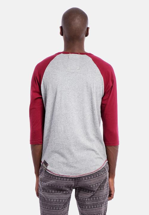 Brenham - Alaska Tee – Grey & Red