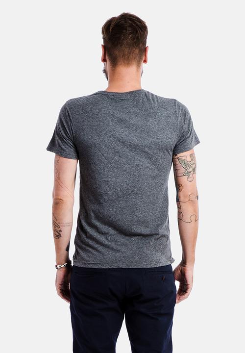Angry Minds - On the Prowl Tee 