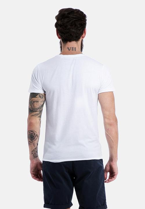 Silent Theory - Basic V-Neck Tee 