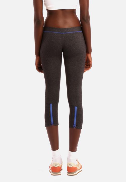 Periquita - Blue Zip Capri
