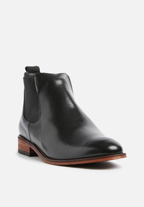 Superbalist - Josh leather chelsea boot - black