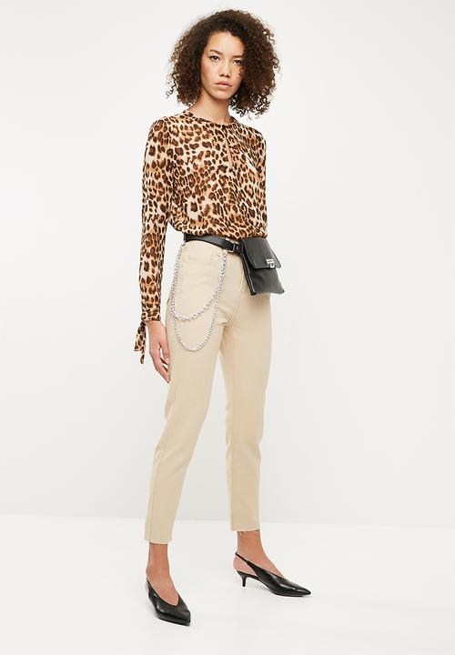 Missguided - Riot high rise chain detail mom jean - beige