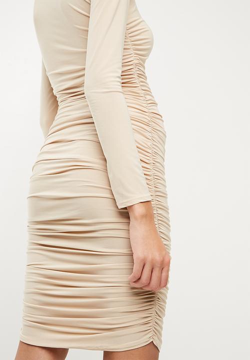 Missguided - Soft touch slinky ruched midi dress - beige
