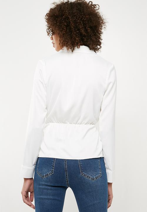 Missguided - Satin tie waist top - white